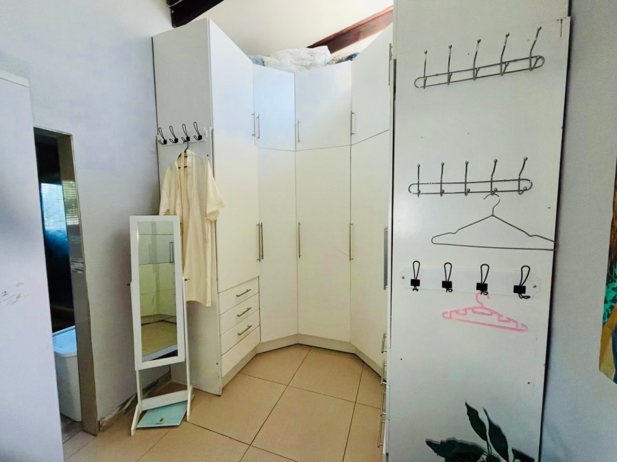 4 Bedroom Property for Sale in Roodewal Free State